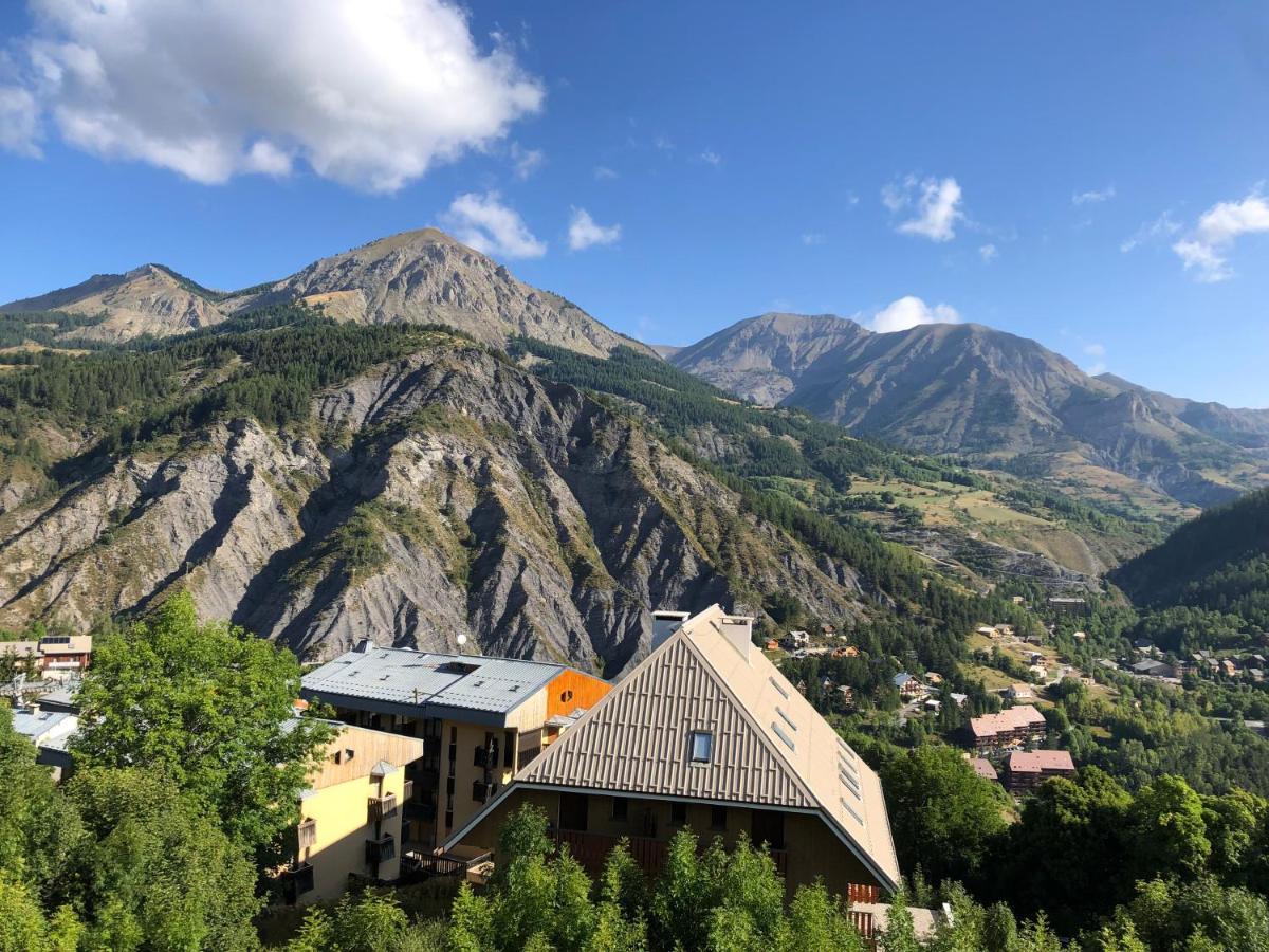 Aux Pieds Des Pistes Du Seignus Calme Et * Allos