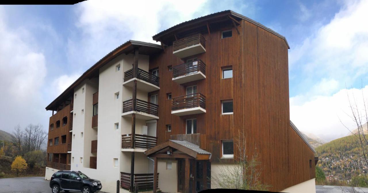 Aux Pieds Des Pistes Du Seignus Calme Et Apartment